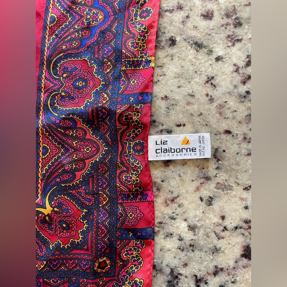 Pristine vintage 100% silk Liz Claiborne Paisley Scarf - Picture 3 of 7